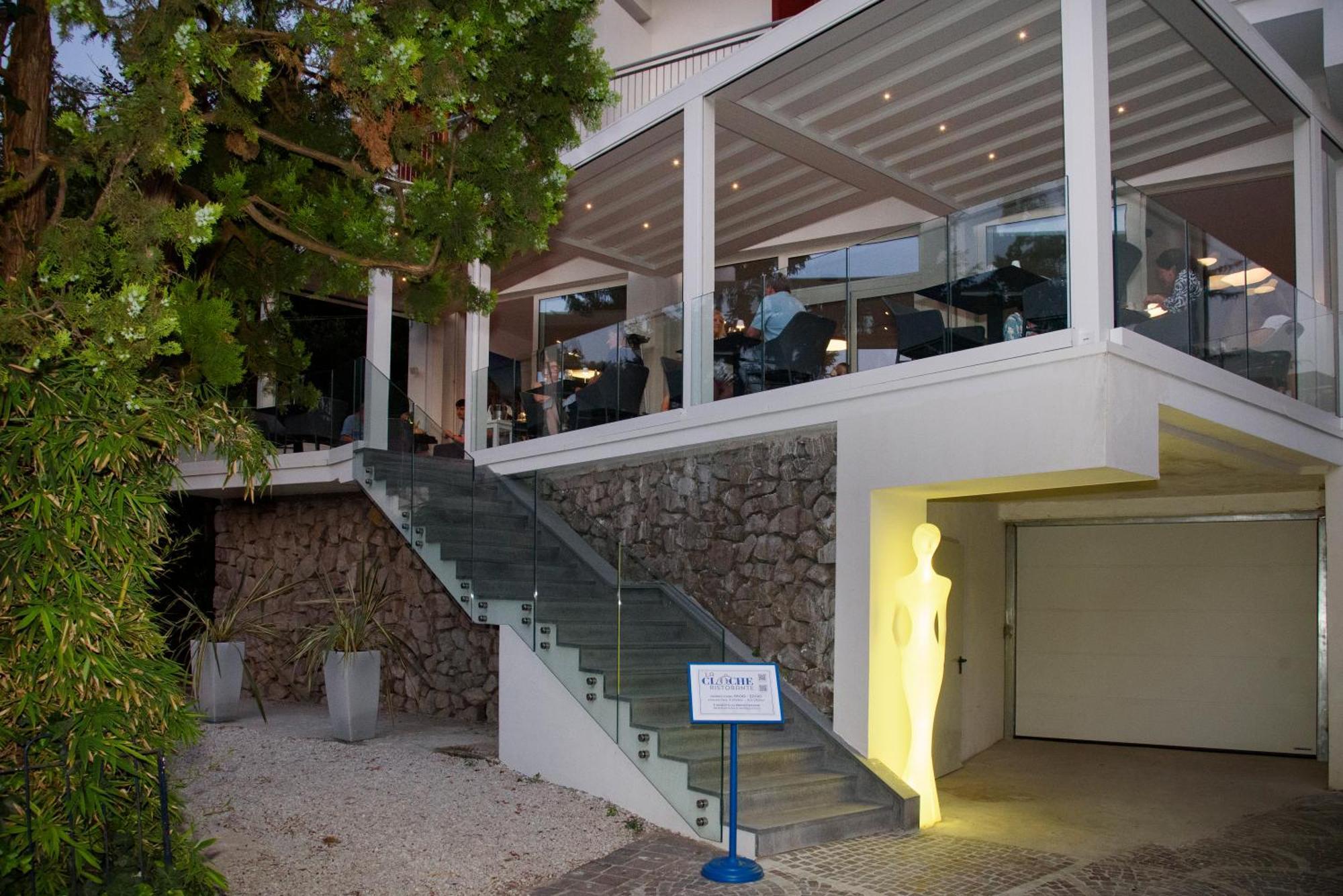 Metropole Hotel 3*